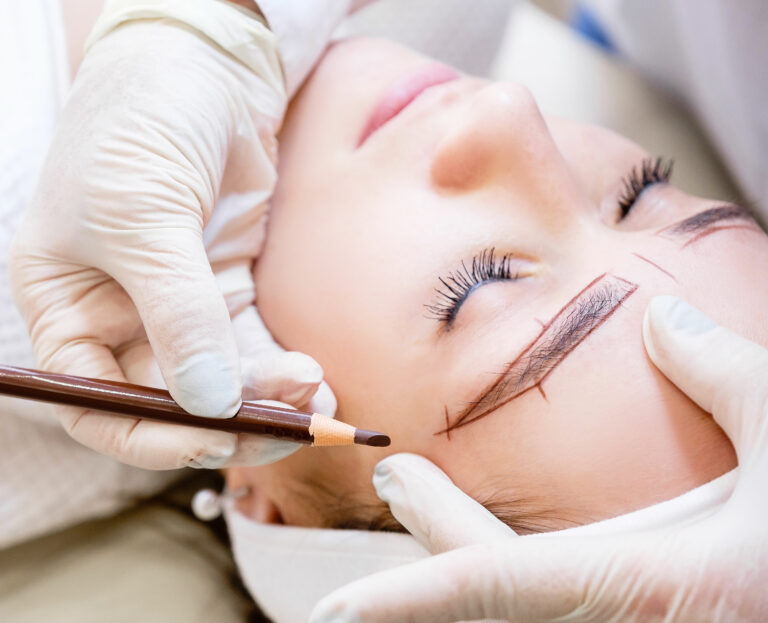 Working in Semi-Permanent Makeup