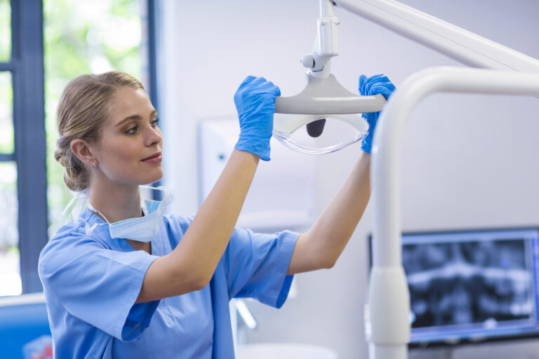Can Dental Nurses obtain Aesthetic Insurance?