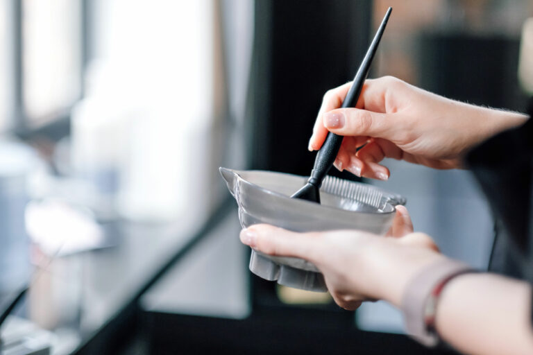 How to prevent Pain working at the Salon